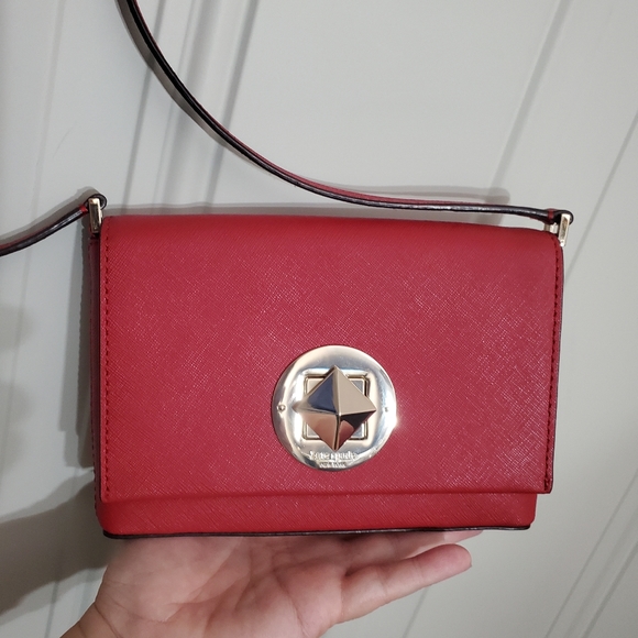 EUC Kate Spade Red Crossbody Saffiano Leather - Picture 3 of 13